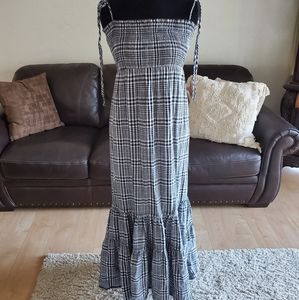 Blue Life Women's Plaid White and Black Dress Size XS/S